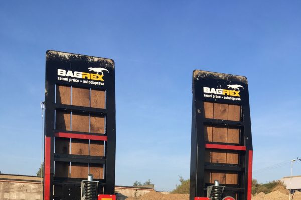 Bagrex - zemní práce a autodoprava - podvalník 17,5 t